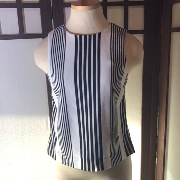 Bleuh Ciel size small sleeveless top.  Exposed zipper. Black and white stripes - Picture 1 of 12